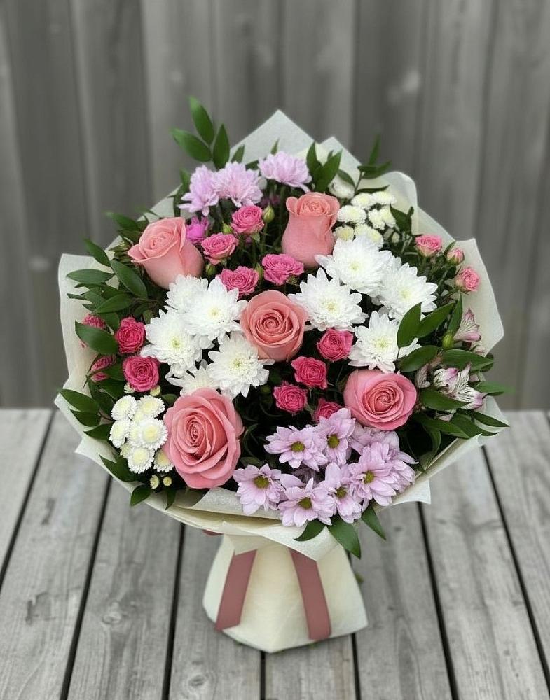 Букет цветов из: Альстромерии, Гвоздики, Розы и Хризантемы в Коммунаре Курской области