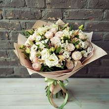 Букет цветов из:  Альстромерии, Розы и Хризантемы в Коммунаре Курской области