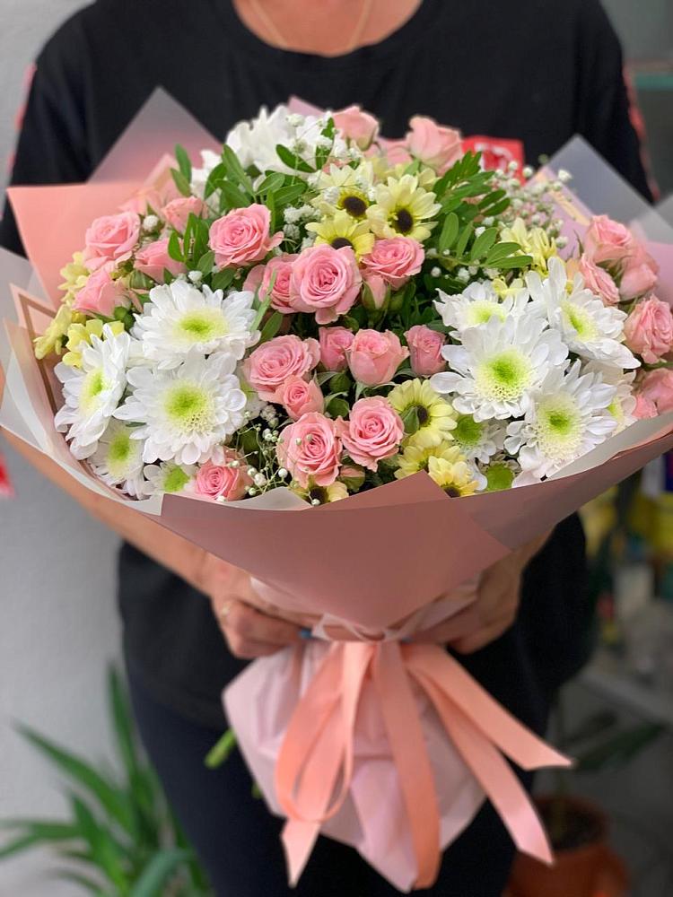 Букет цветов из: Розы и Хризантемы в Коммунаре Курской области