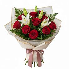 Букет цветов из:  Лилии и Розы в Коммунаре Курской области