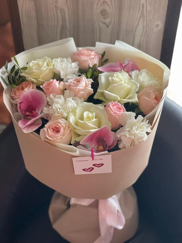 Букет цветов из: Орхидеи, Розы и Гвоздики в Коммунаре Курской области