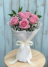 Букет цветов из:  Розы в Коммунаре Курской области