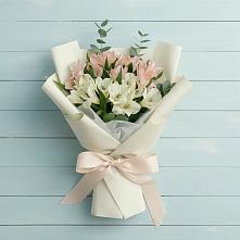 Букет цветов из:  Альстромерии в Коммунаре Курской области