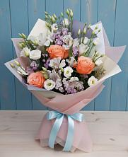 Букет цветов из:  Лизиантусы, Розы, Альстромерии и Гипсофила в Коммунаре Курской области