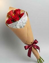 Букет цветов из:  Розы в Коммунаре Курской области