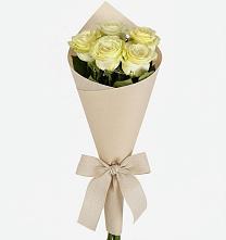 Букет цветов из:  Розы в Коммунаре Курской области