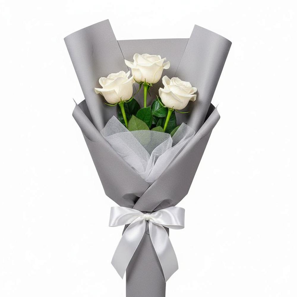 Букет 3 белые розы в Коммунаре Курской области