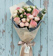 Букет цветов из:  Розы в Коммунаре Курской области