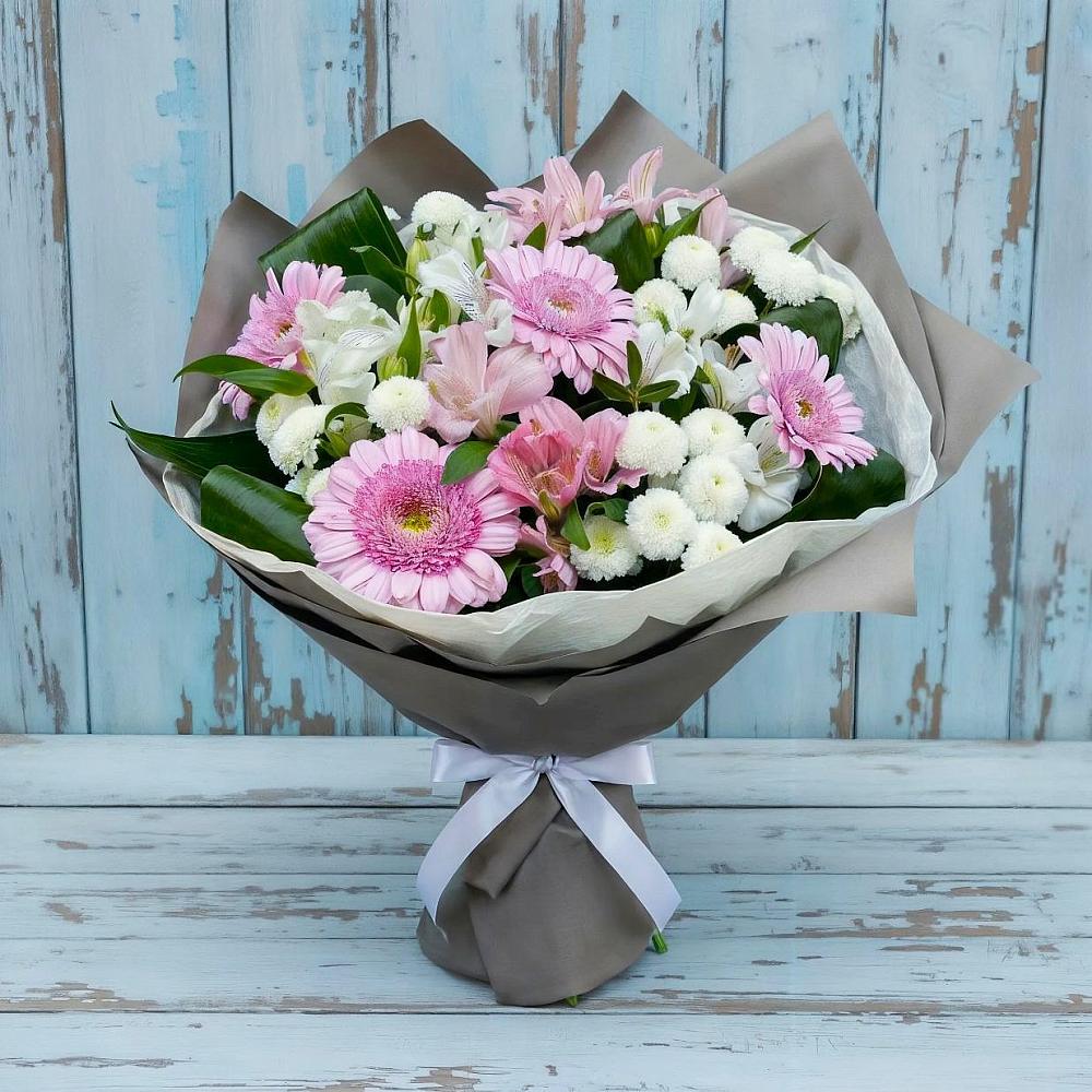 Букет цветов из: Герберы, Альстромерии и Хризантемы в Коммунаре Курской области