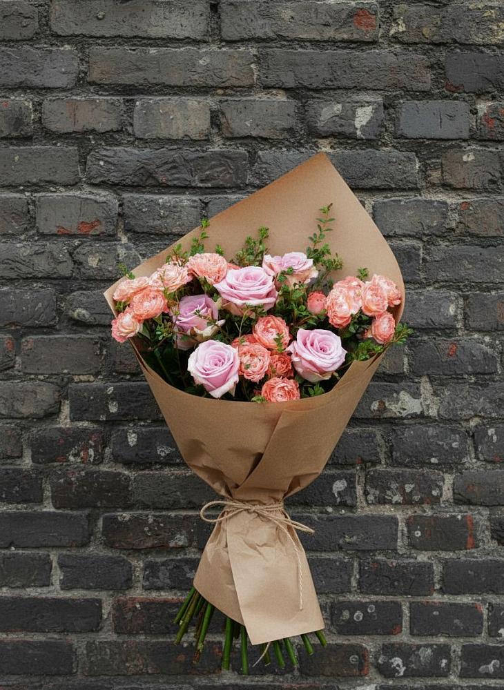 Букет цветов из: Розы в Коммунаре Курской области