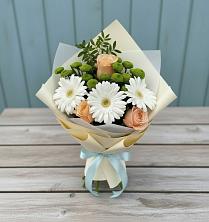 Букет цветов из:  Герберы, Розы и Хризантемы в Коммунаре Курской области