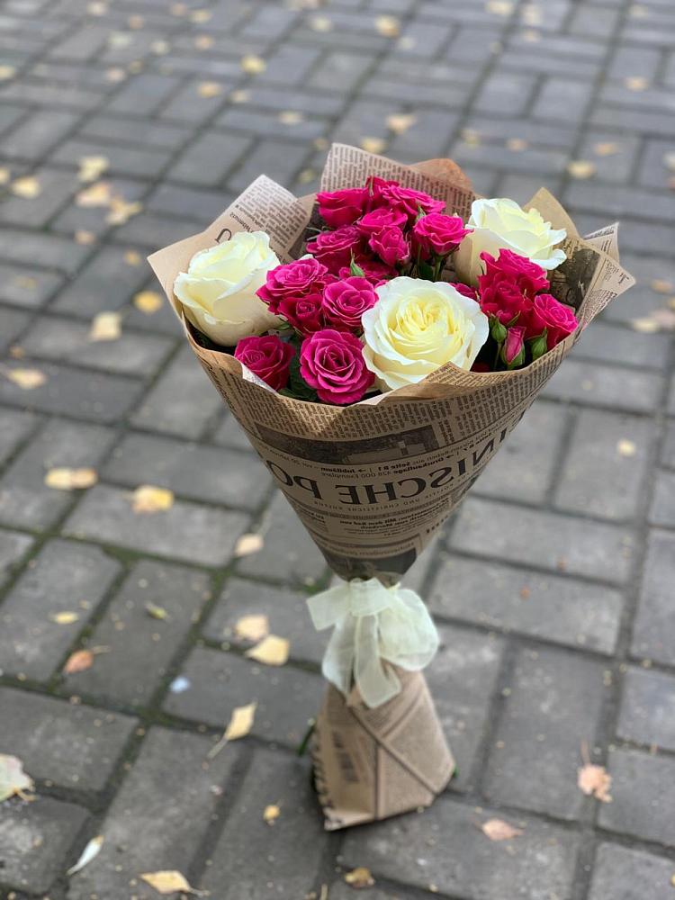 Букет цветов из: Розы в Коммунаре Курской области