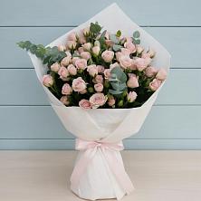 Букет цветов из:  Розы в Коммунаре Курской области