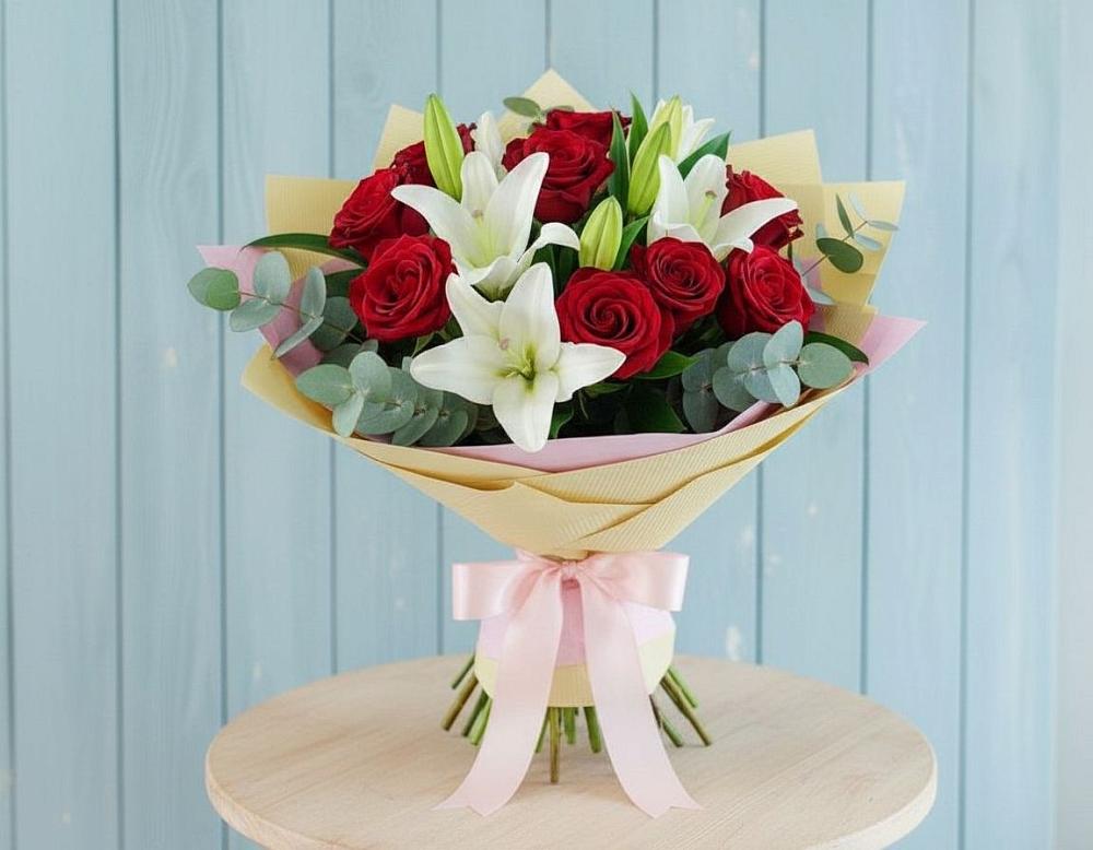 Букет цветов из: Лилии и Розы в Коммунаре Курской области